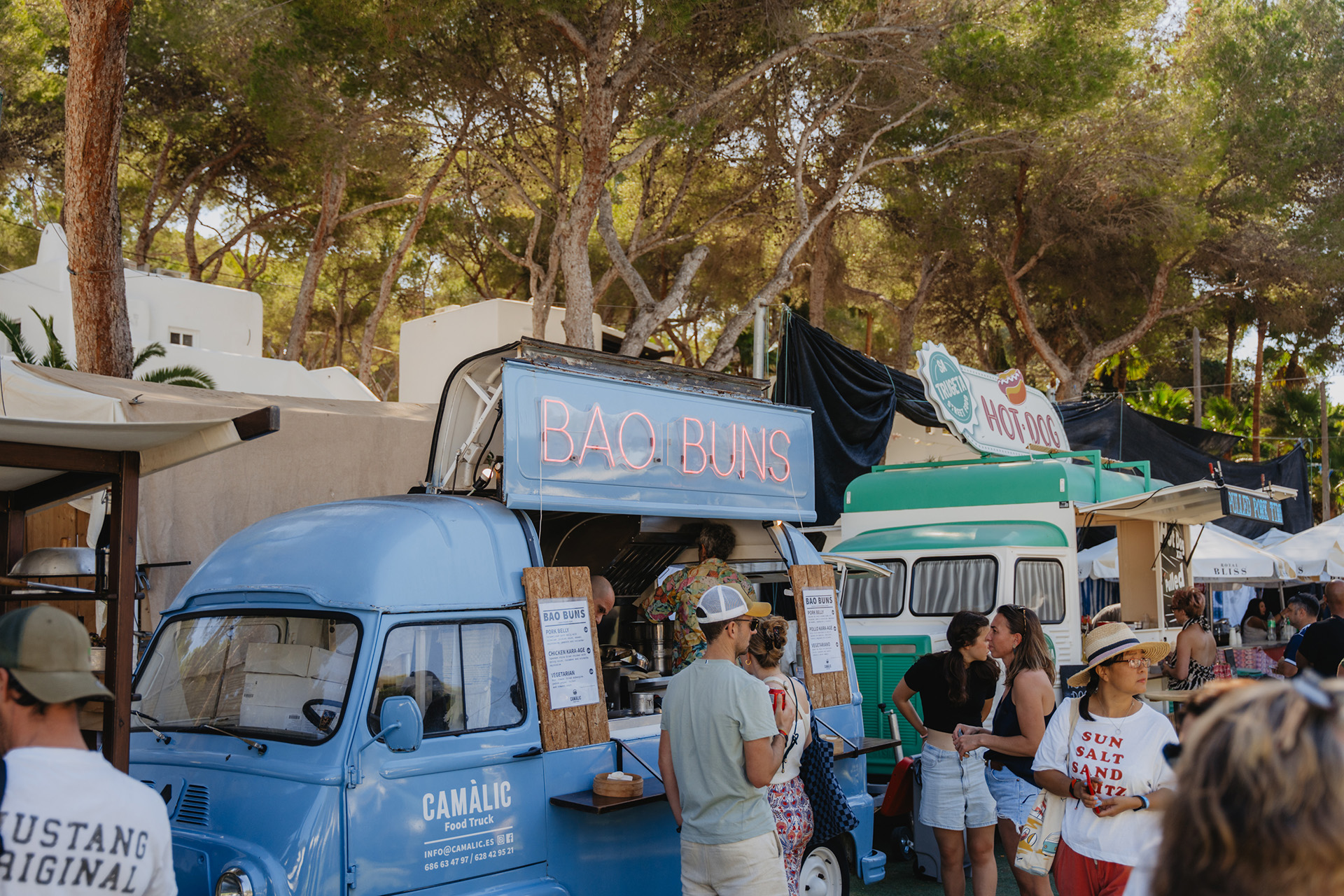 Food Trucks Hippy Market Punta Arabí
