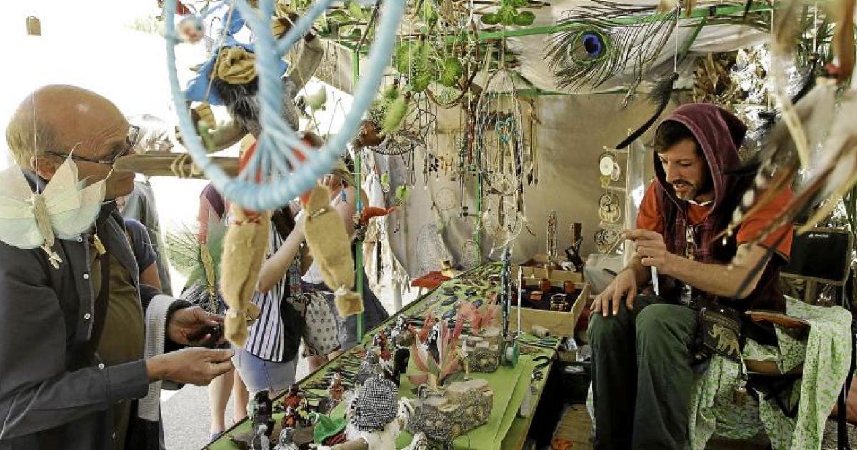 El Hippy Market es la excusa perfecta para contagiarse de la esencia ‘hippie' de Ibiza