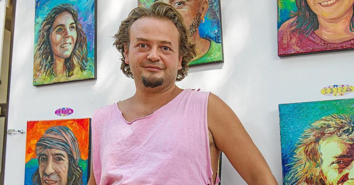 Los ‘Iconos' de Vivo Gal Grabby en el Hippy Market